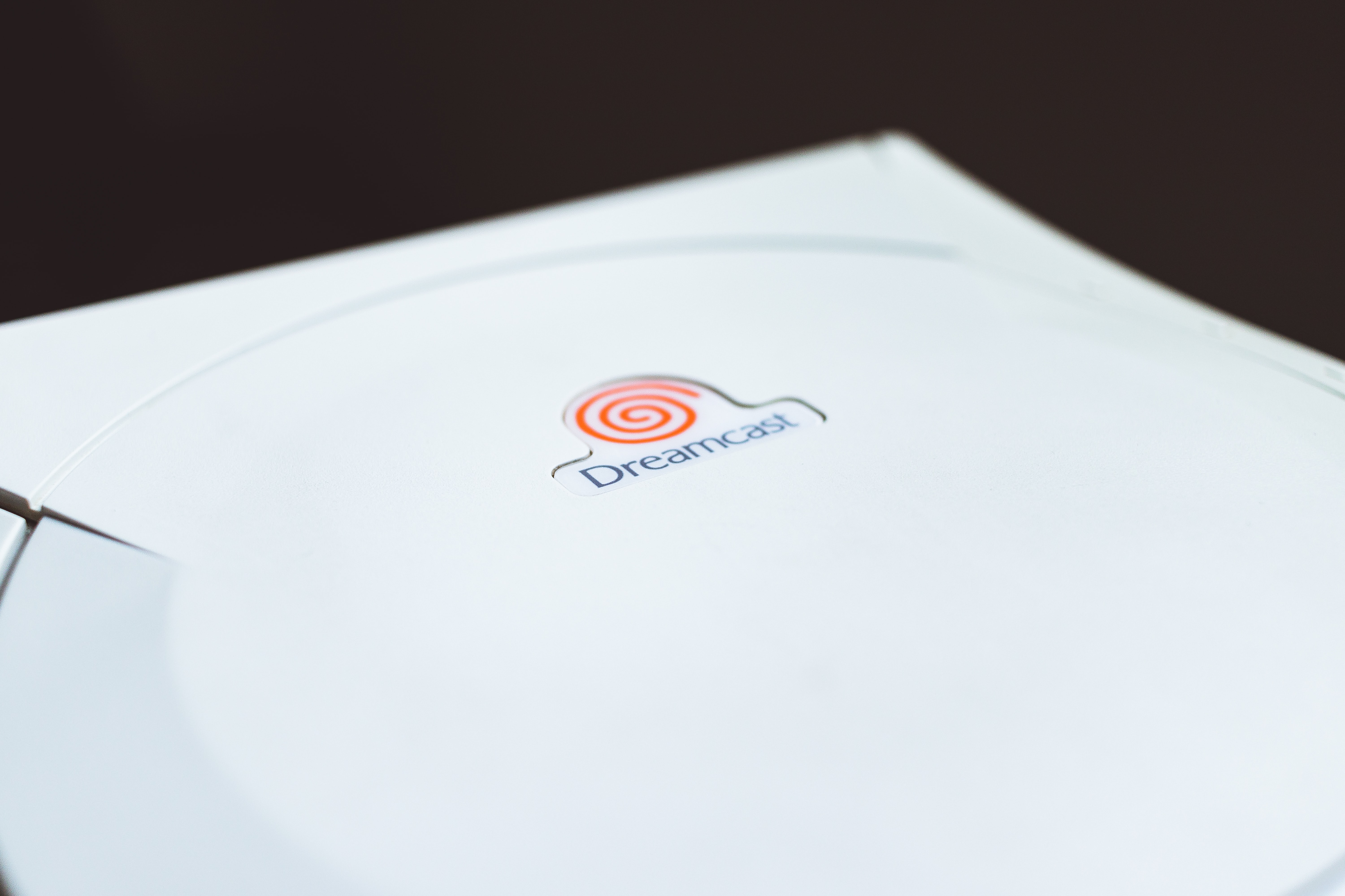 image of a sega dreamcast games console